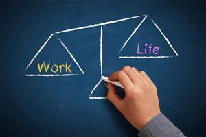 guide-to-achieving-work-life-balance_blog_staff-management-SMX